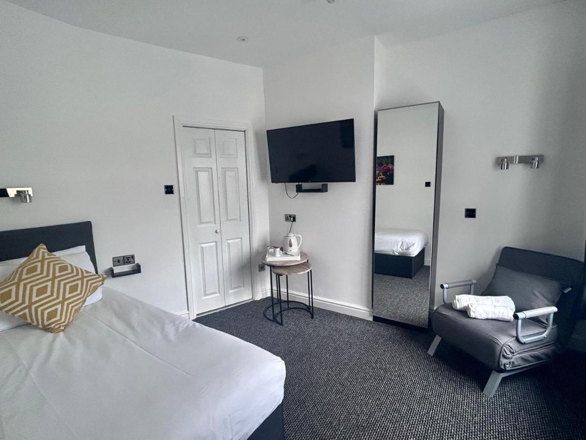 Charnwood Regency Guest House Loughborough Eksteriør billede